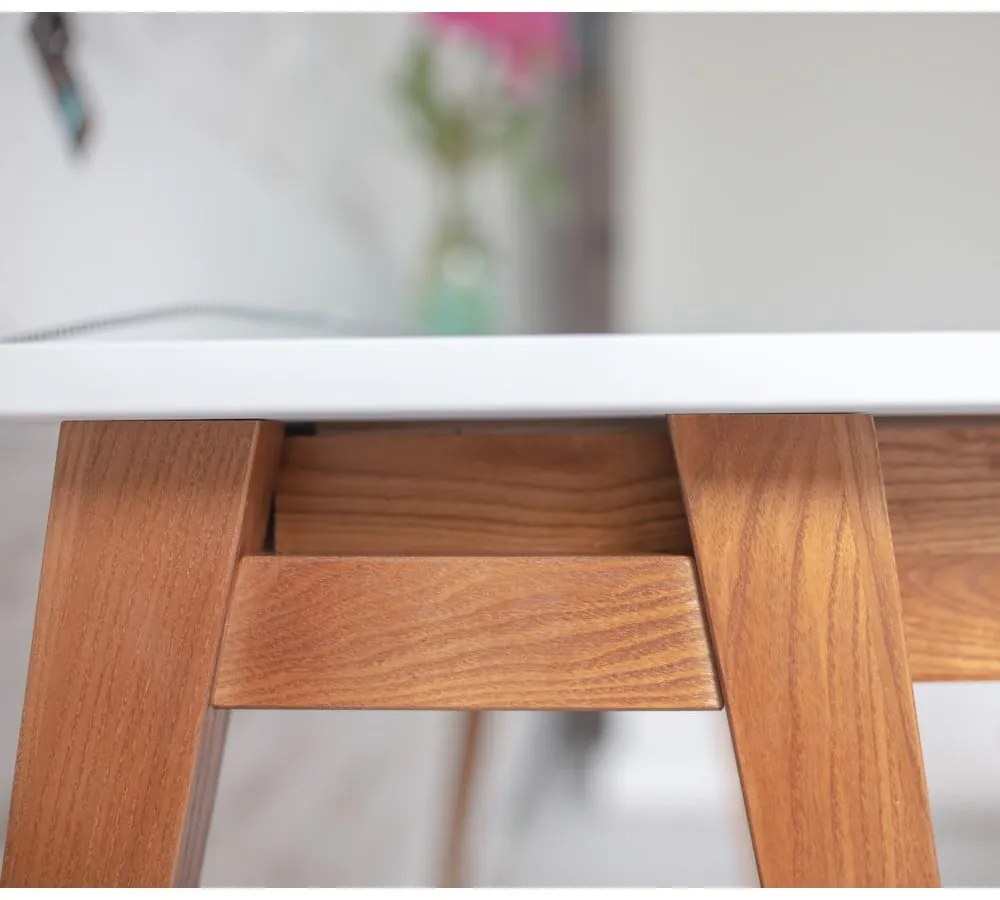 Бяло бюро с основа от ясенова дървесина Дъб, дължина 65 cm Luka - Ragaba