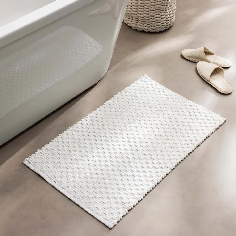 Кремав килим за баня 50x80 cm Lois – douceur d'intérieur