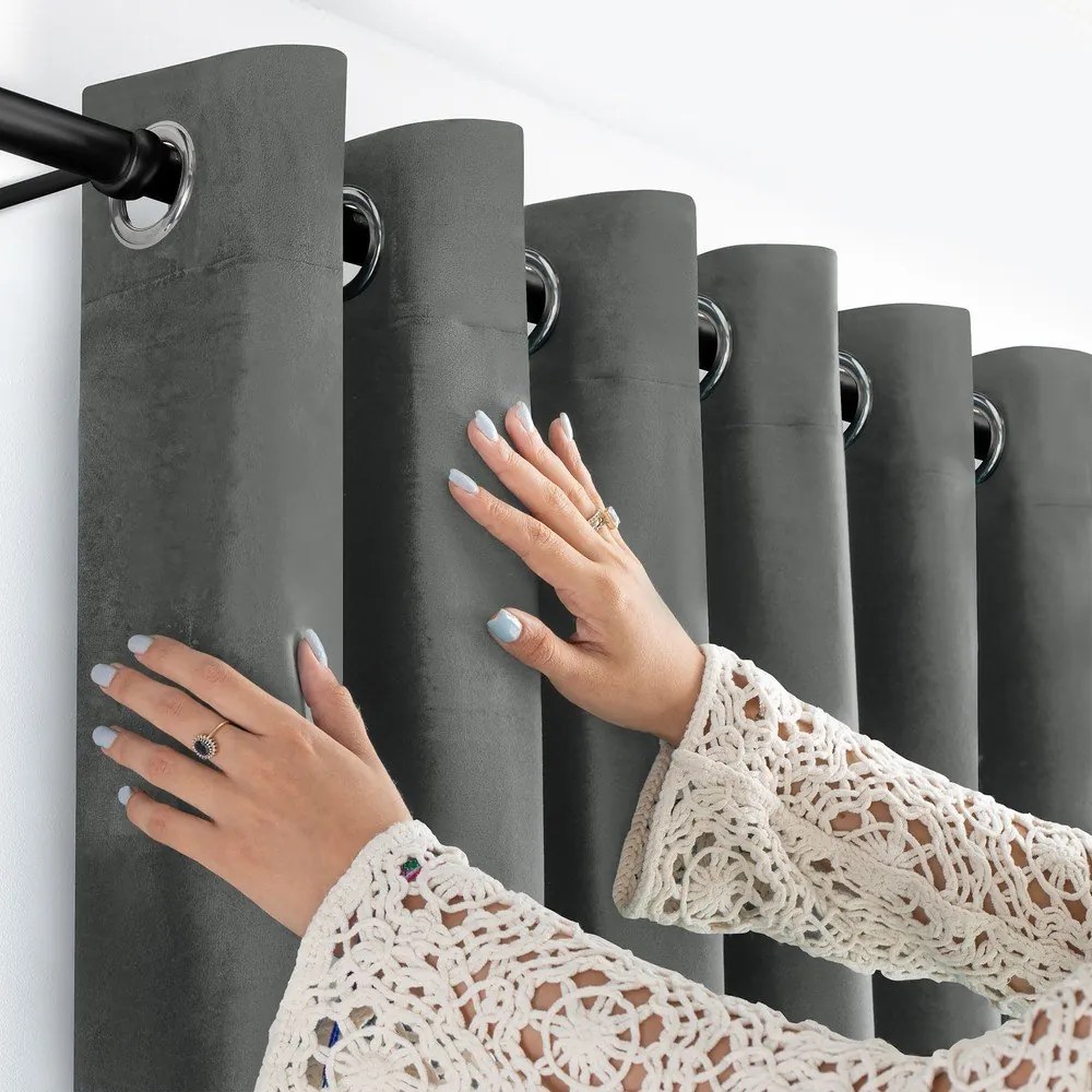 Тъмносива затъмняваща завеса 265x270 cm Velto – Filumi