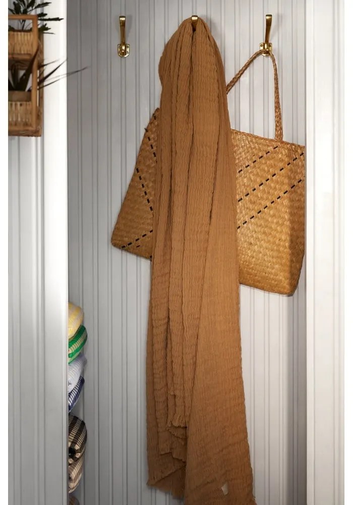 Бежова покривка за двойно легло 240x260 cm Reloved - JUNA