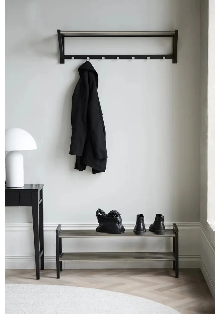 Бяла стойка за обувки от масивен дъб Confetti – Rowico