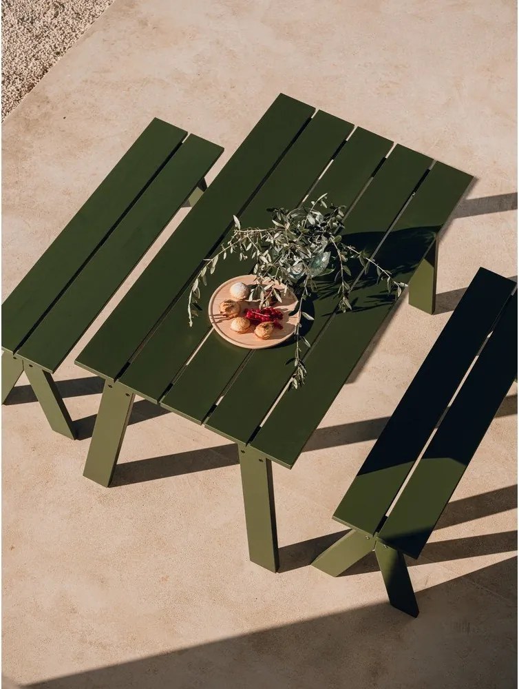 Зелена градинска пейка от масивно дърво Navo – noo.ma