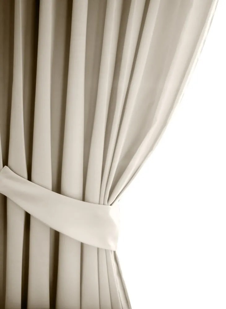 Кремаво затъмняващо перде 140x245 cm Eyelets – Restilo