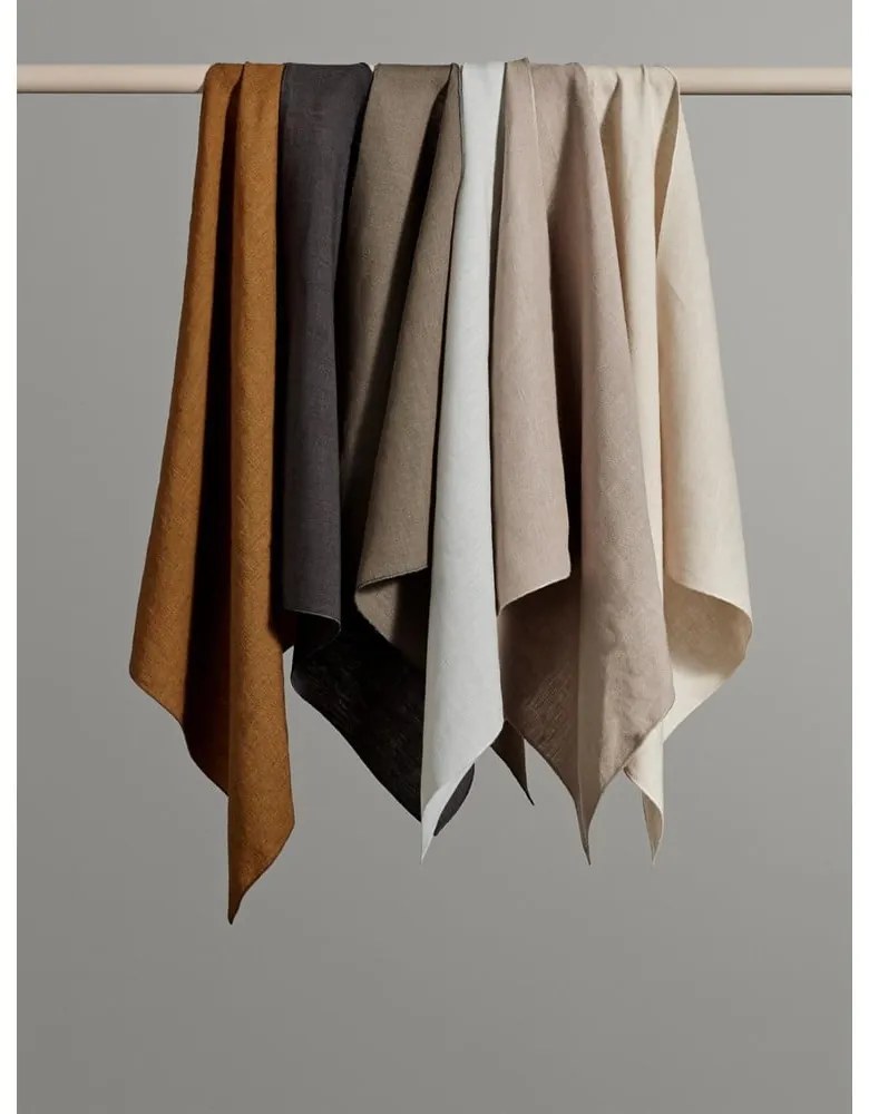 Черна ленена салфетка , 42 x 42 cm - Blomus