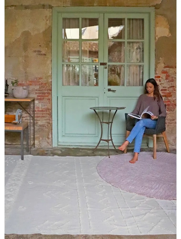 Бял ръчно изработен памучен килим подходящ за пране 200x300 cm Tribu Natural – Lorena Canals