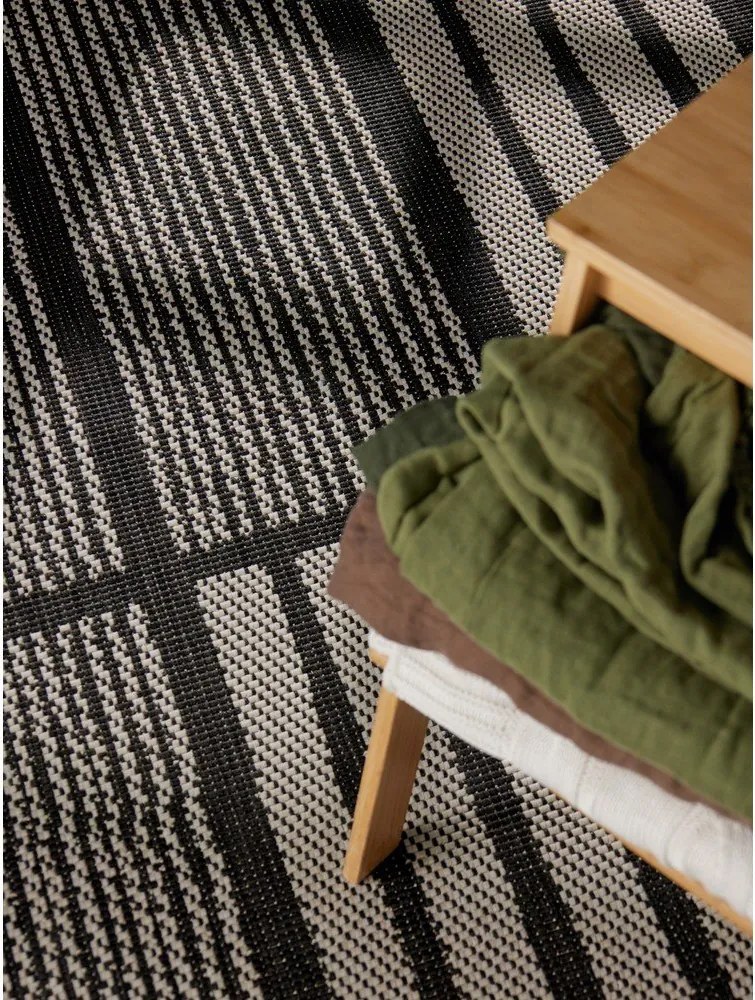 Черен/кремав килим за открито и закрито 120x170 cm Haringey Allington – Ted Baker