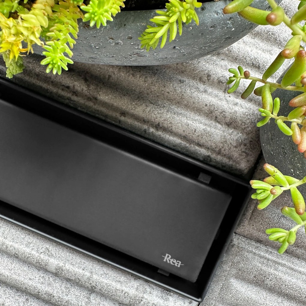 Линеен сифон REA Neox pro Black 90