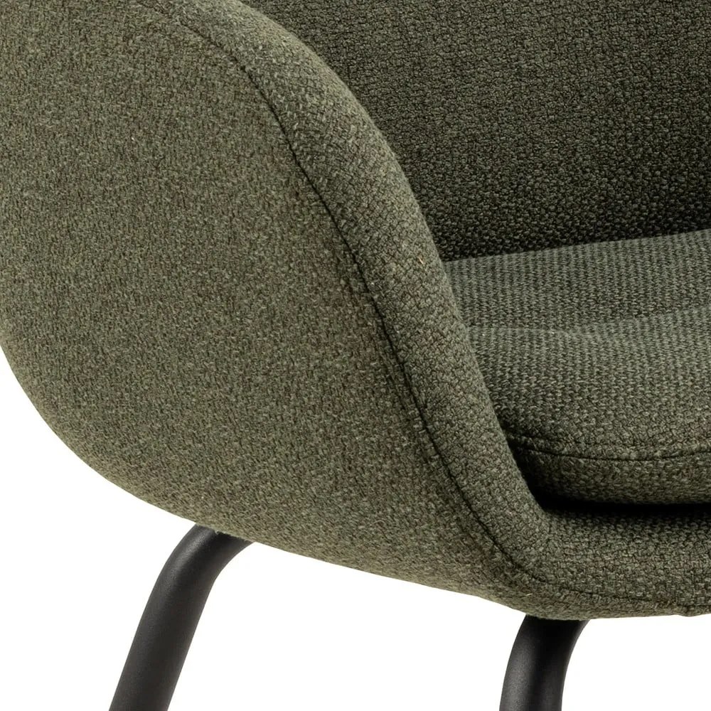 Тапициран трапезен стол с подлакътници в цвят каки Dora – Actona