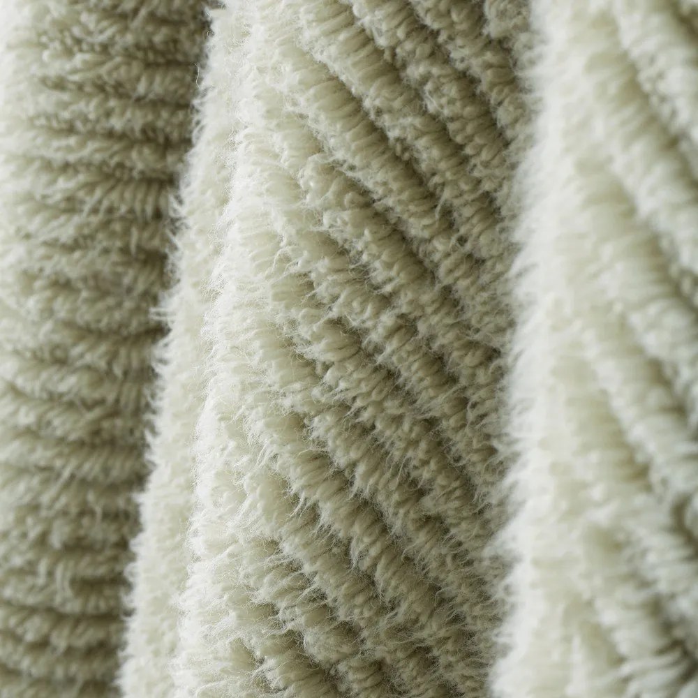 Светлозелена памучна хавлиена кърпа 100x150 cm Soft Zero Twist Spa Towel – Bianca