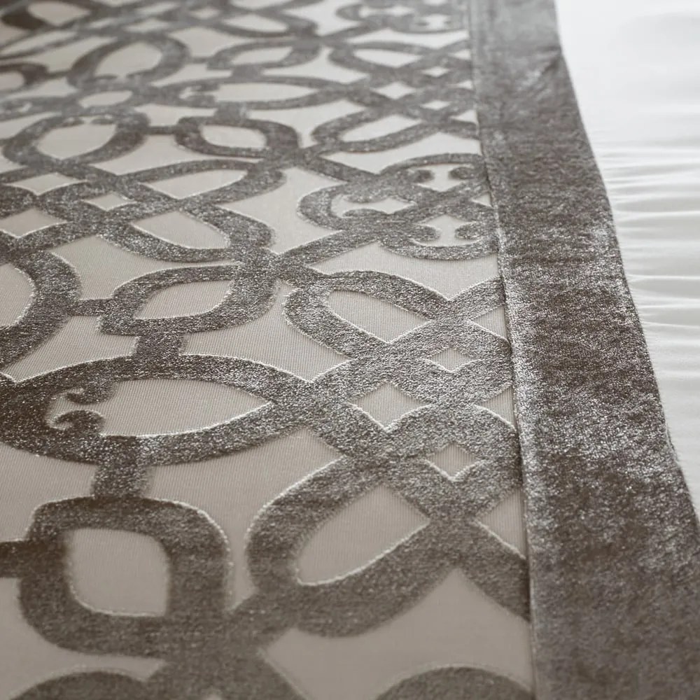 Бежово и кремаво кадифено спално бельо за двойно легло 200x200 cm Lattice Cut - Catherine Lansfield