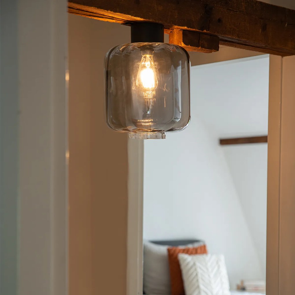 Дизайнерски таванна лампа черна с опушено стъкло - Qara