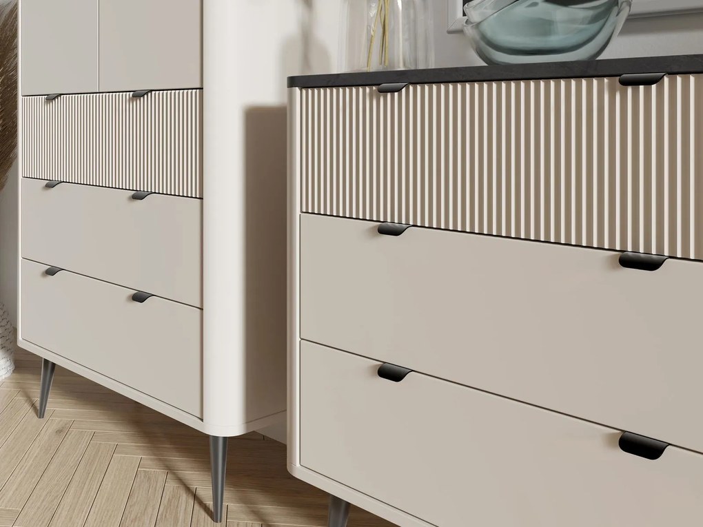 Скрин Marly Reg V-Черен