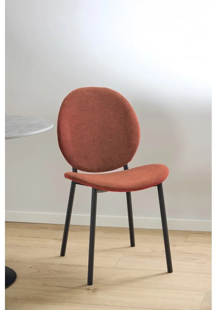 Теракотен трапезен стол Cliff – Actona