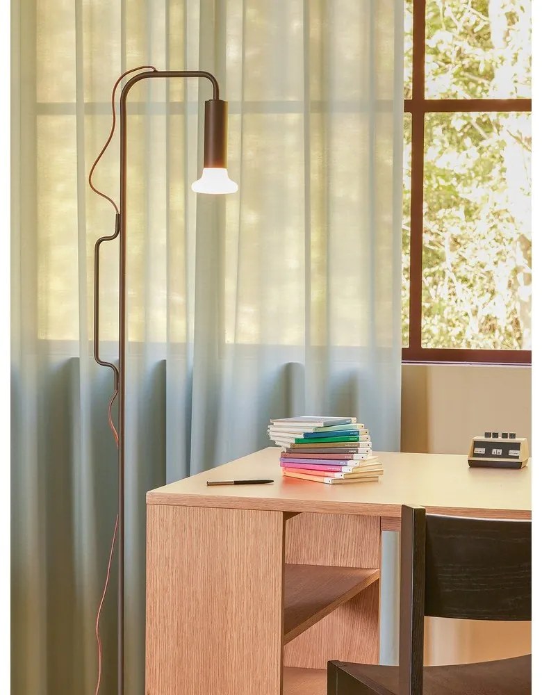 Кафява подова лампа (височина 154 cm) Ido – Hübsch