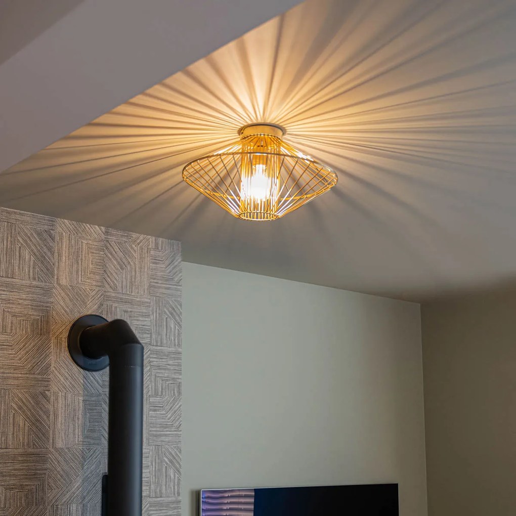 Дизайнерска таванна лампа златен проводник със светлинен ефект - Zahra