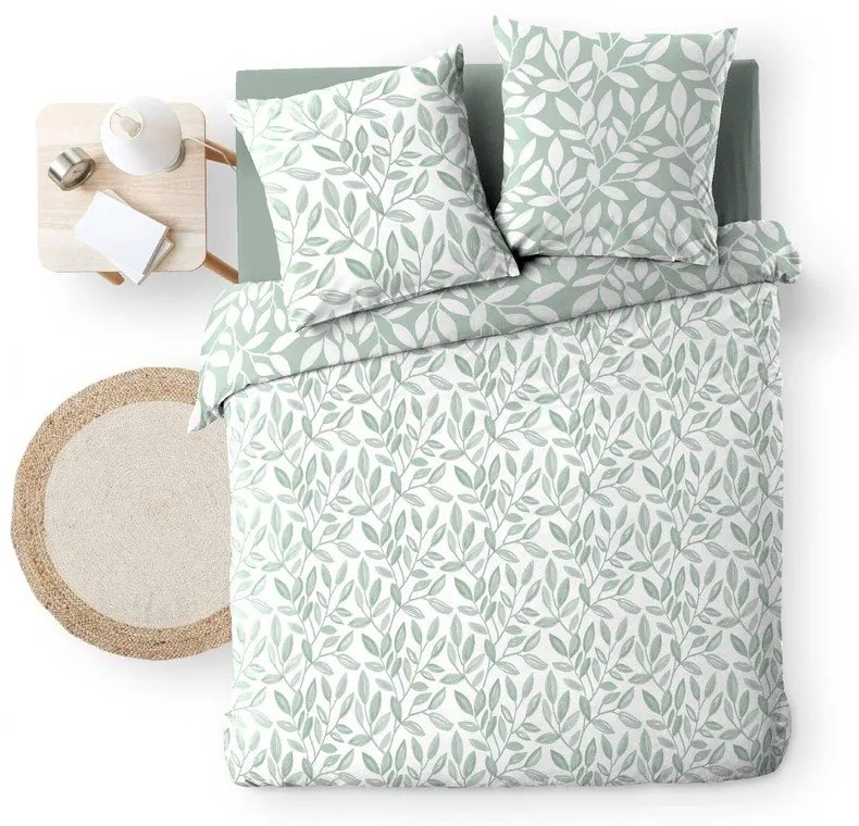 Бяло/зелено двойно удължено спално бельо от микрофибър 240x220 cm Sequoia – douceur d'intérieur
