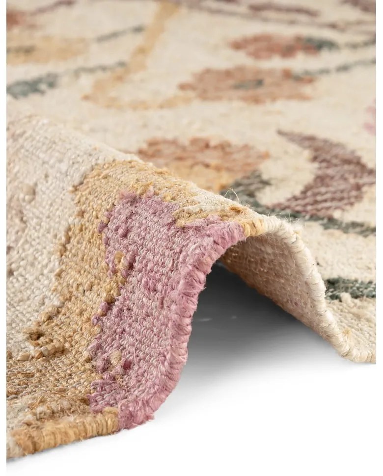 Кремав ръчно изработен ютен килим 120x170 cm Roya Violette – Elle Decoration