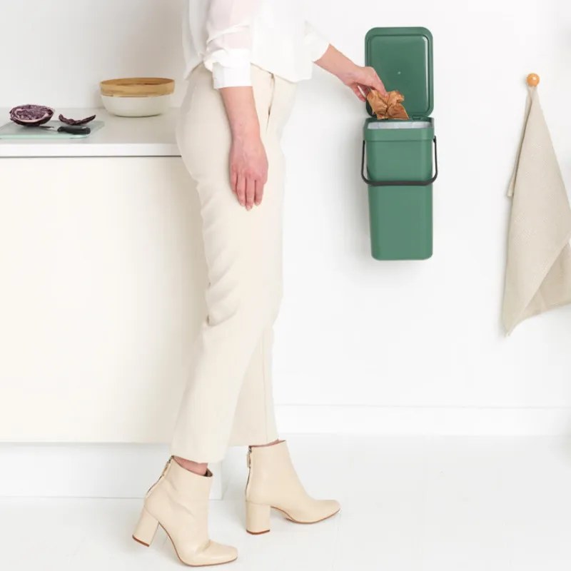 Кош за разделно събиране на боклук Brabantia Sort&Go 1003234, 12 л, Дръжка, Възможност за стенен монтаж, Тъмнозелен