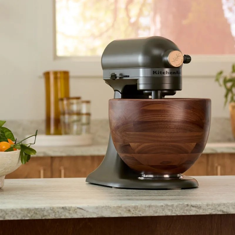 Планетарен миксер KitchenAid Artisan Evergreen 5KSM180WSEEG, 300W, 4.7 л, Direct drive, 10 скорости, Накланяща се глава, Купа от орехово дърво, Тъмнозелен/кафяв