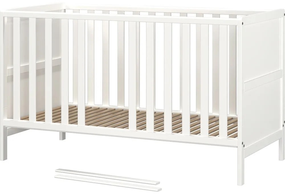 Бяло детско креватче 70x140 cm от масивна дървесина Alkmaar – Germania