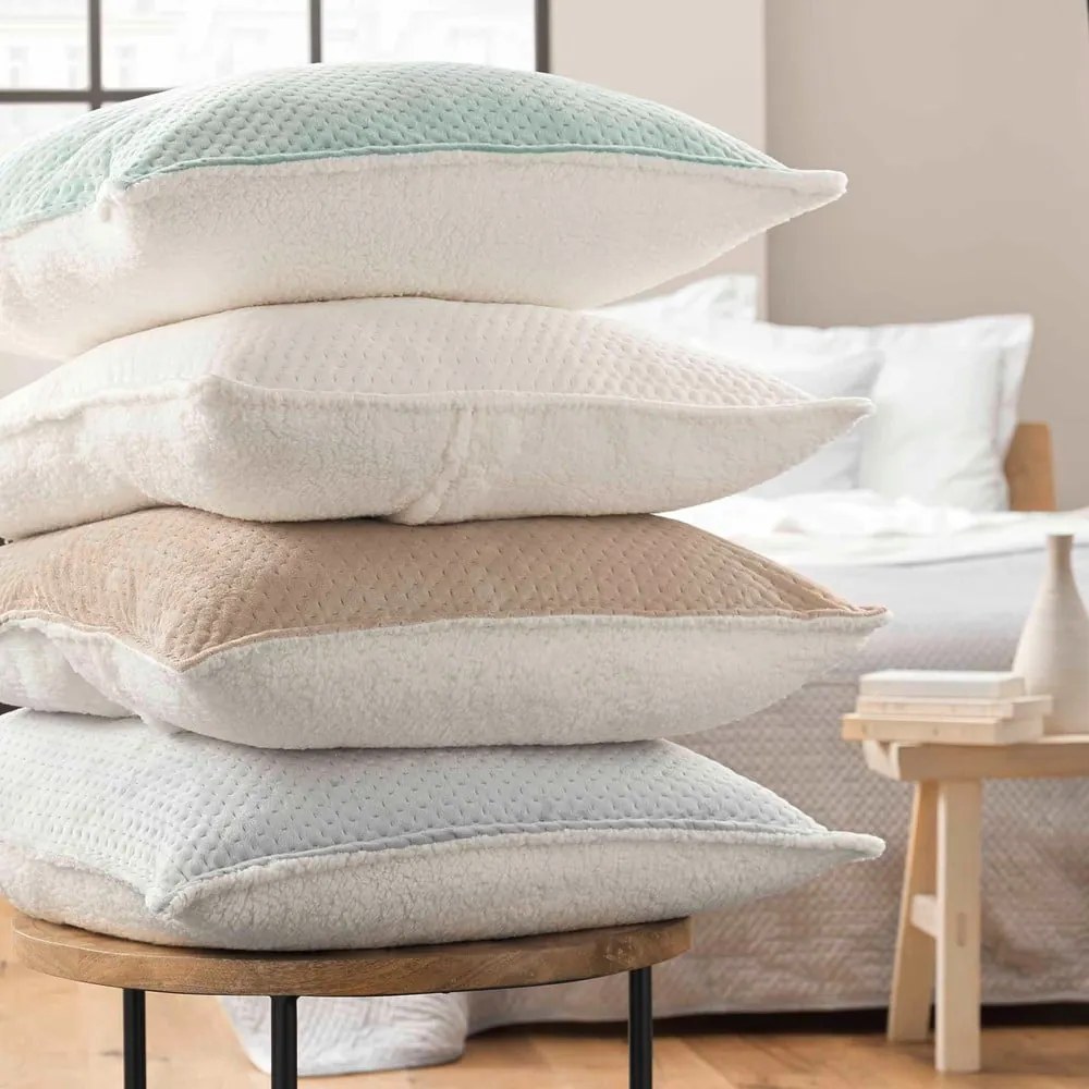 Зелен капитониран комплект шалте и калъфка за възглавница от шерпа 240x220 cm Mylene – douceur d'intérieur