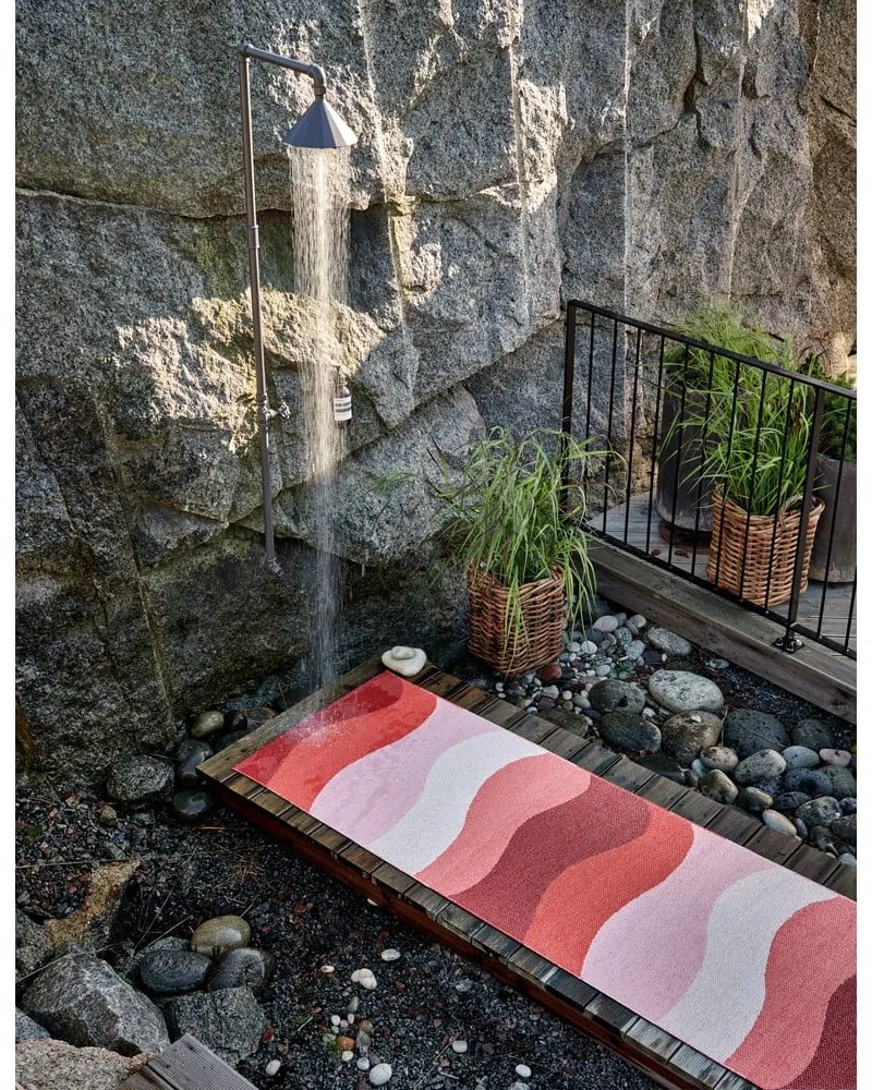 Червена пътека за открито и закрито 70x300 cm Urvi Fire – Pappelina