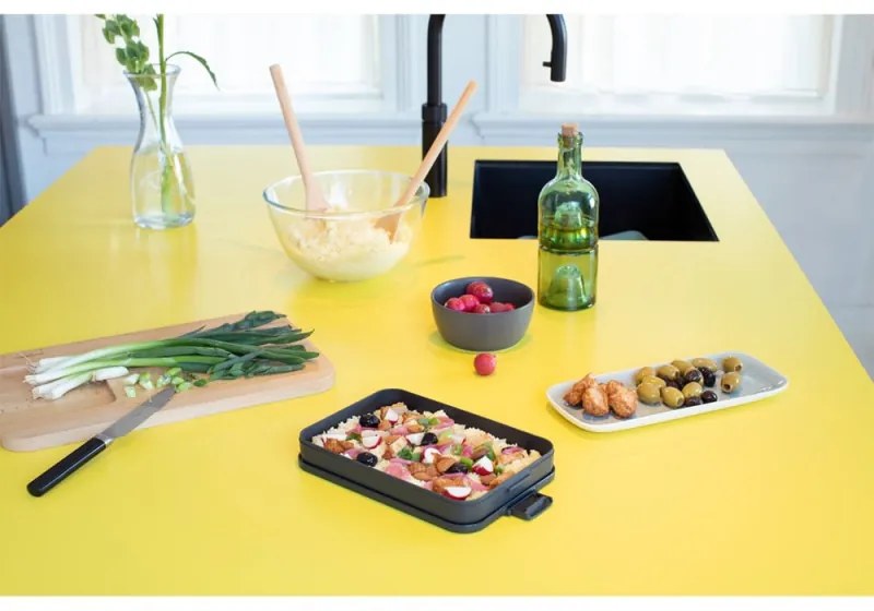 Кутия за храна Brabantia Make&Take 1006284, 1.1 л, До 2 сандвича, Без BPA, Плоска, Тъмносив