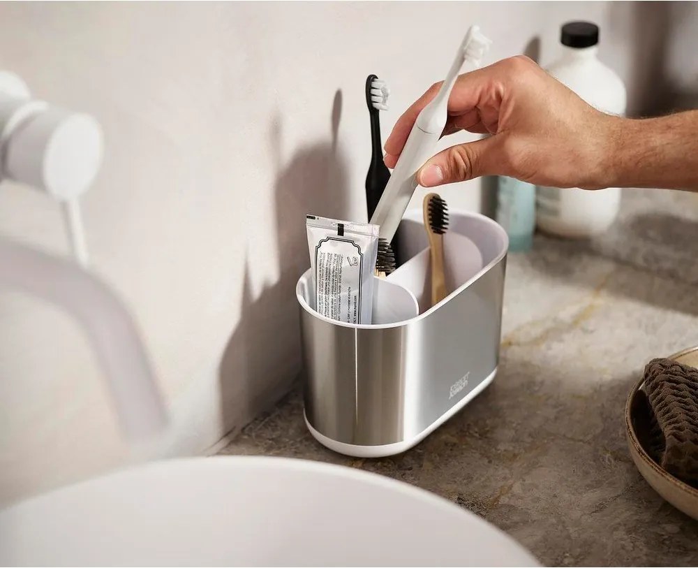 Стойка за четки за зъби от неръждаема стомана в сребрист цвят Duo Steel – Joseph Joseph
