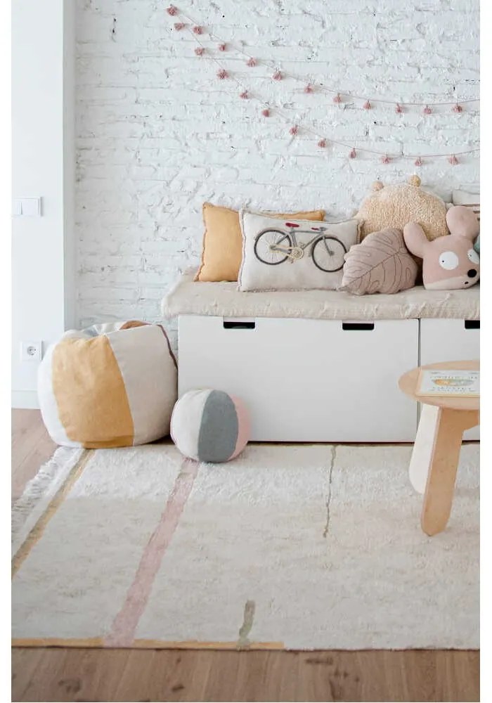 Детска възглавница Ball – Lorena Canals