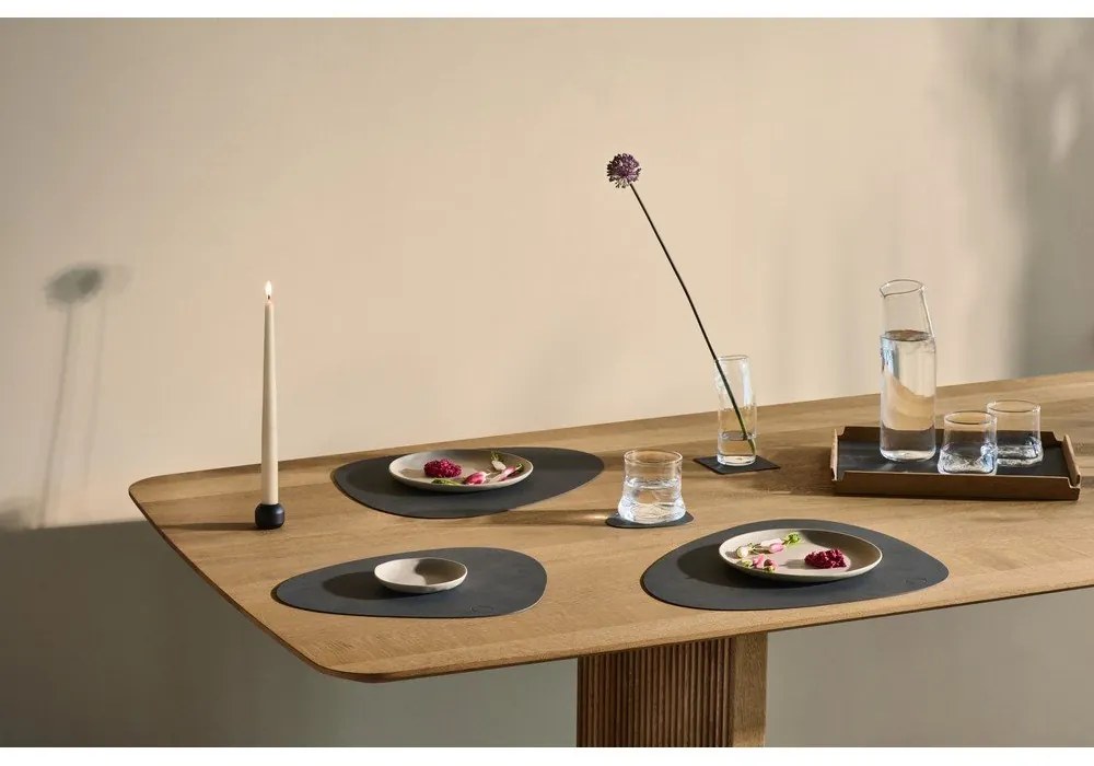 Подложка за хранене от еко кожа 37x44 cm Curve L Nupo – LIND DNA