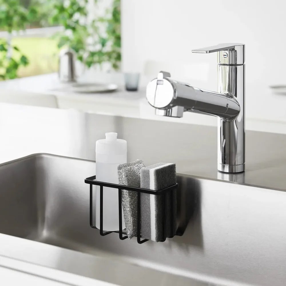 Черна метална стойка за перилни препарати без пробиване Film Hook – YAMAZAKI