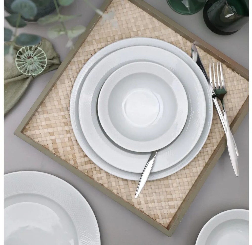 Сервиз от 18 части, бял порцелан