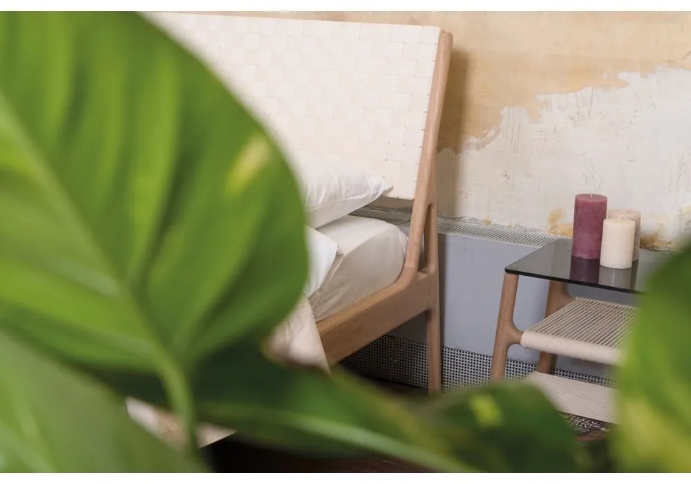 Дъбово двойно легло с тапицерия в сив/естествен цвят 140x200 cm Fawn - Gazzda