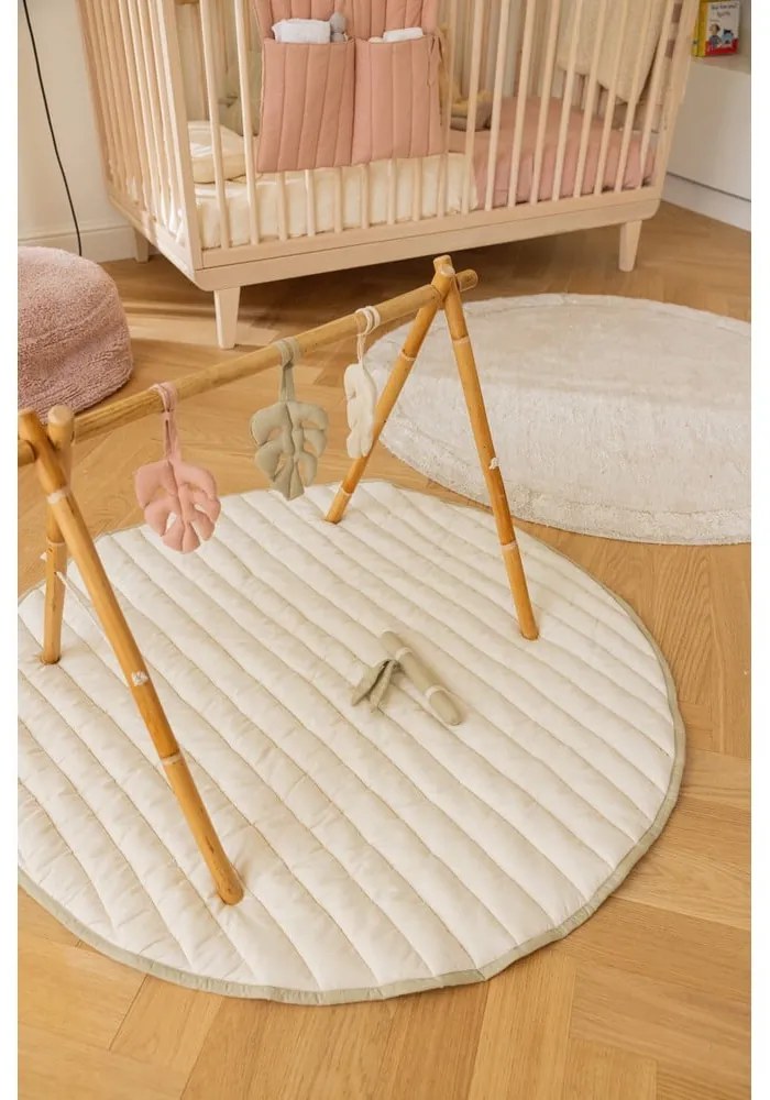 Зелено и кремаво детско килимче за игра Bamboo Leaf – Lorena Canals