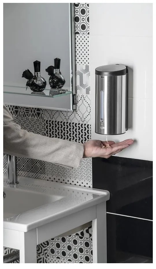 Матово сребрист автоматичен диспенсер за сапун от неръждаема стомана 650 ml – Sapho