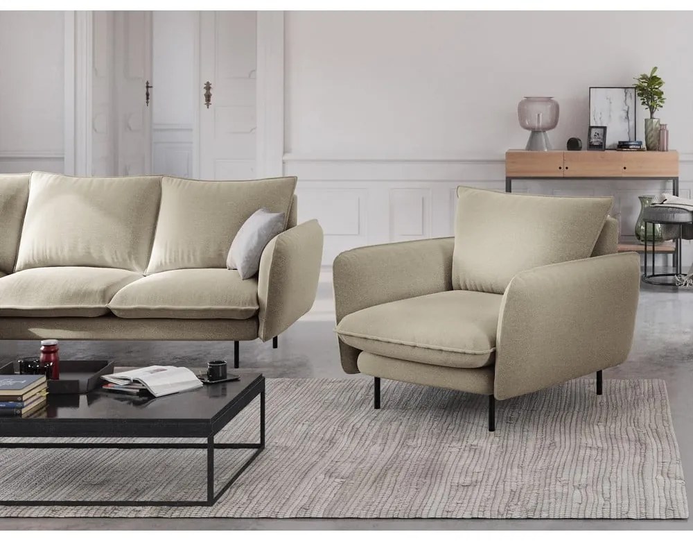 Кресло от бежово кадифе Vienna - Cosmopolitan Design