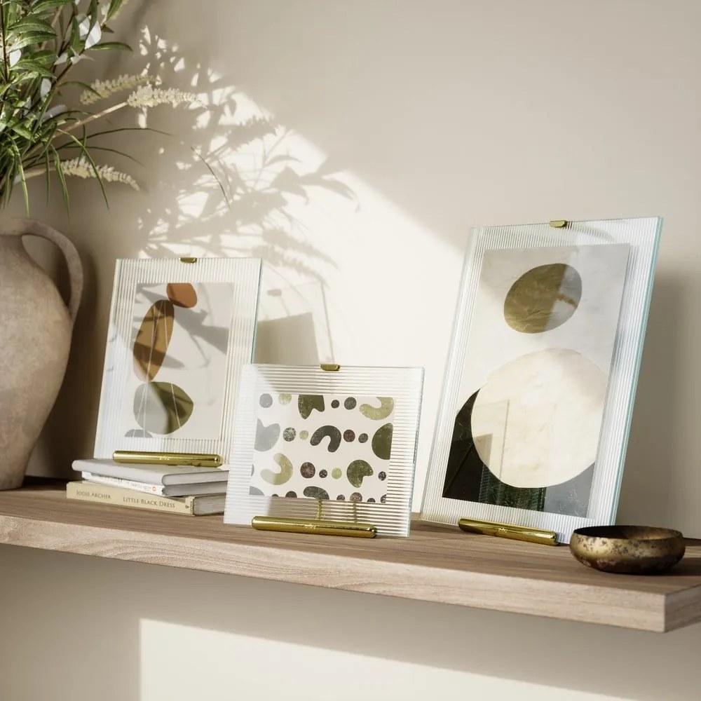 Стъклена стояща рамка в златист цвят 16x20 cm Flute – Umbra