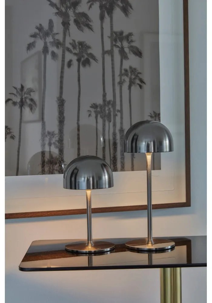 LED настолна лампа с дистанционно управление в сребрист цвят с метален абажур (височина 30 cm) Tim – Sirius