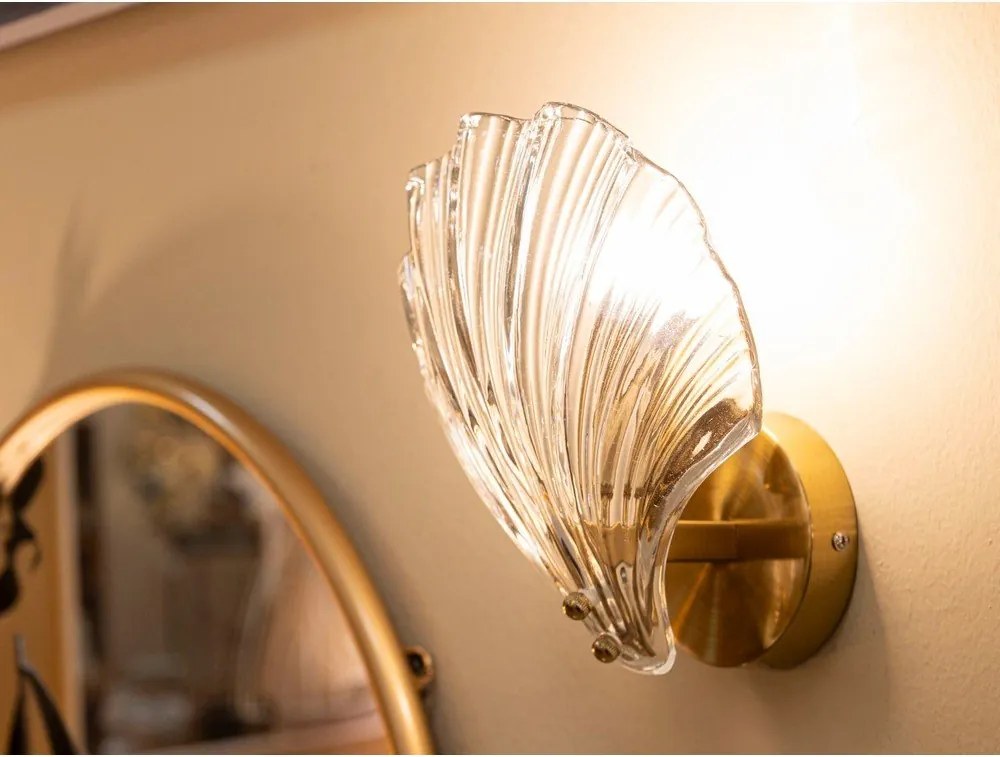 Стъклена стенна лампа в златист цвят Da Muro Shell – Mauro Ferretti