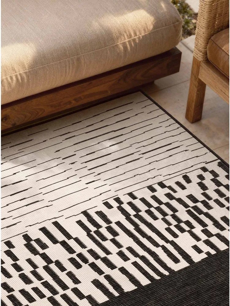 Черен/кремав килим за открито и закрито 120x170 cm Haringey Acacia – Ted Baker