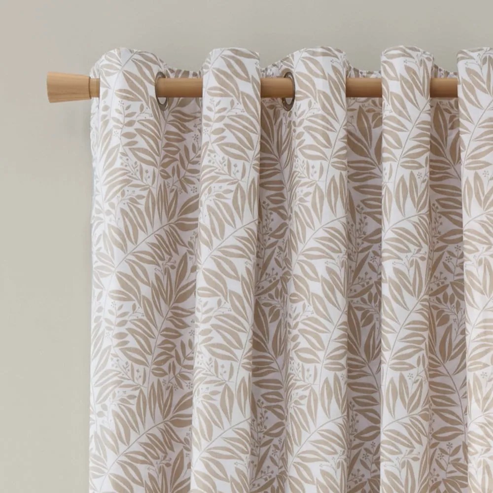 Светлокафяви пердета в комплект от 2 бр. 168x229 cm Sorrel Leaves – Catherine Lansfield