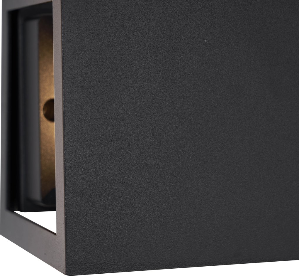 Модерна стенна лампа черна с LED IP44 - Edwin Quadro