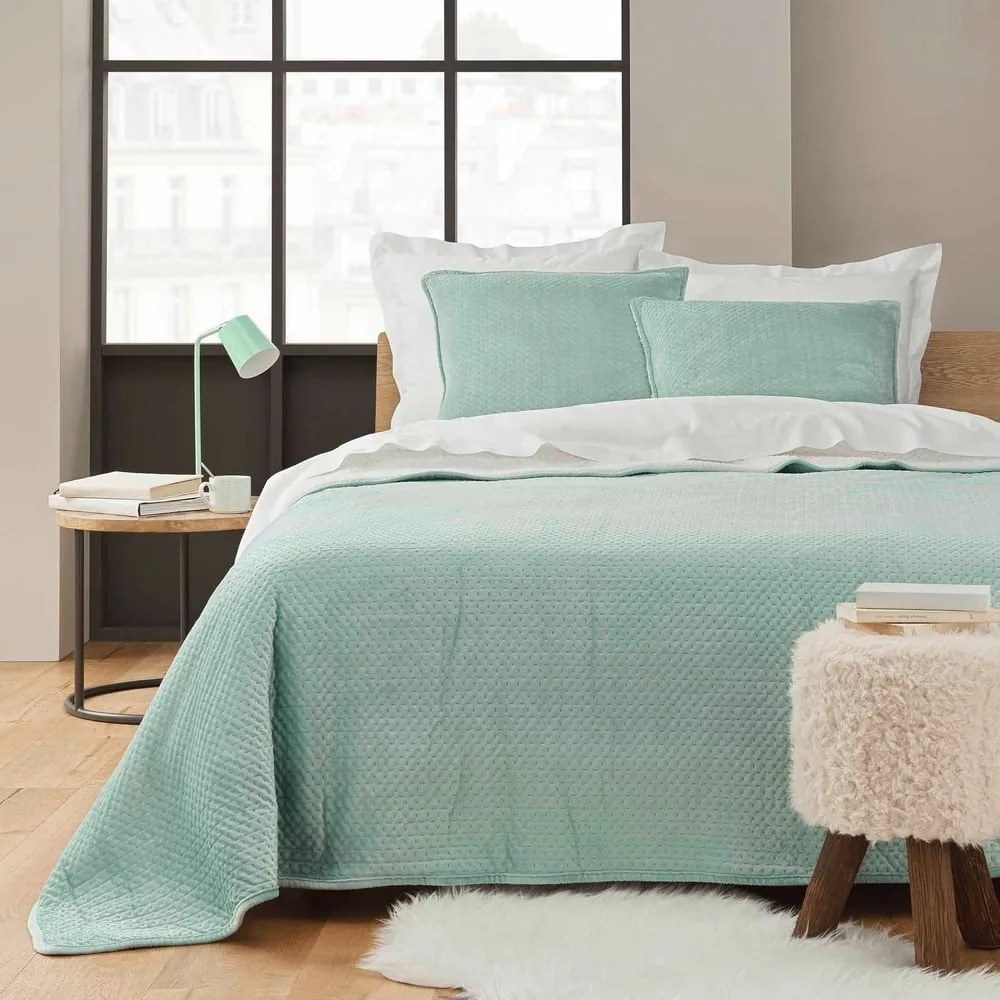 Зелен капитониран комплект шалте и калъфка за възглавница от шерпа 240x220 cm Mylene – douceur d'intérieur