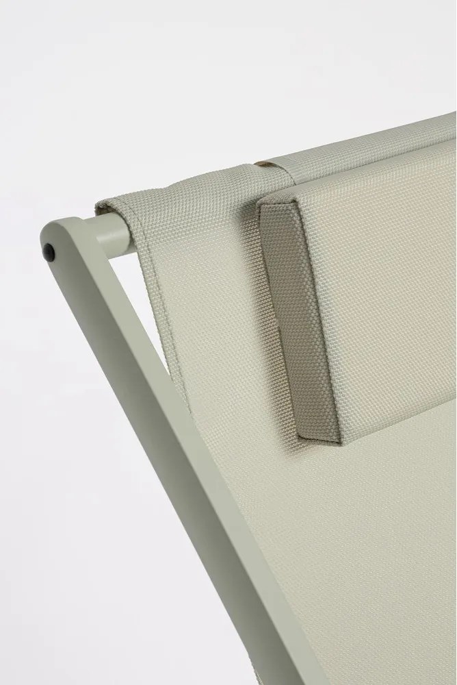 Светлозелен позициониране/сгъваем градински шезлонг метален Taylor – Bizzotto