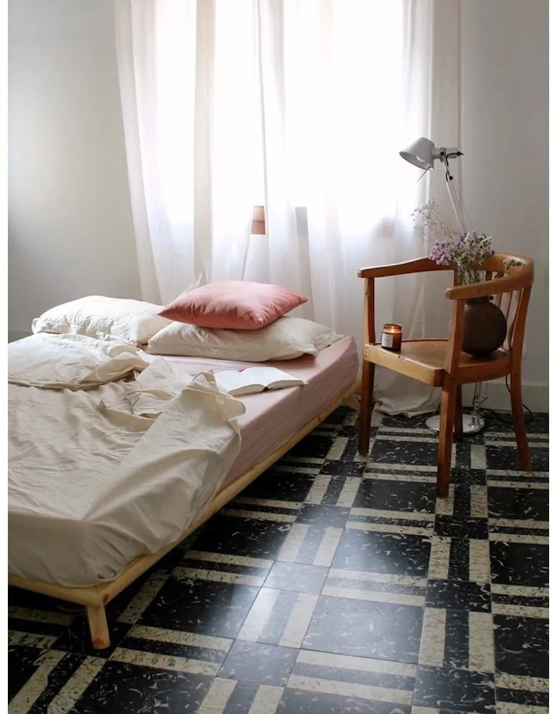 Единично легло от борова дървесина с решетка 90x200 cm Senza - Karup Design