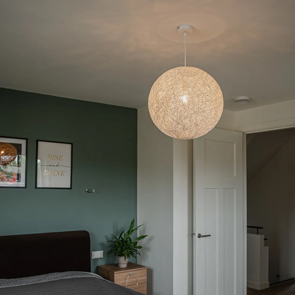 Висяща лампа в кънтри стил бяла сфера 60 см - Corda