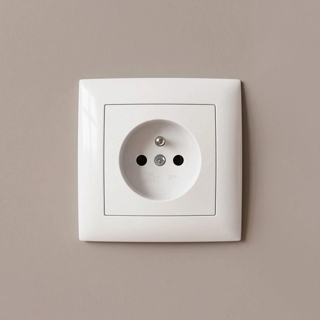 Единичен контакт със заземяване и рамка OSTE JNH001-G White