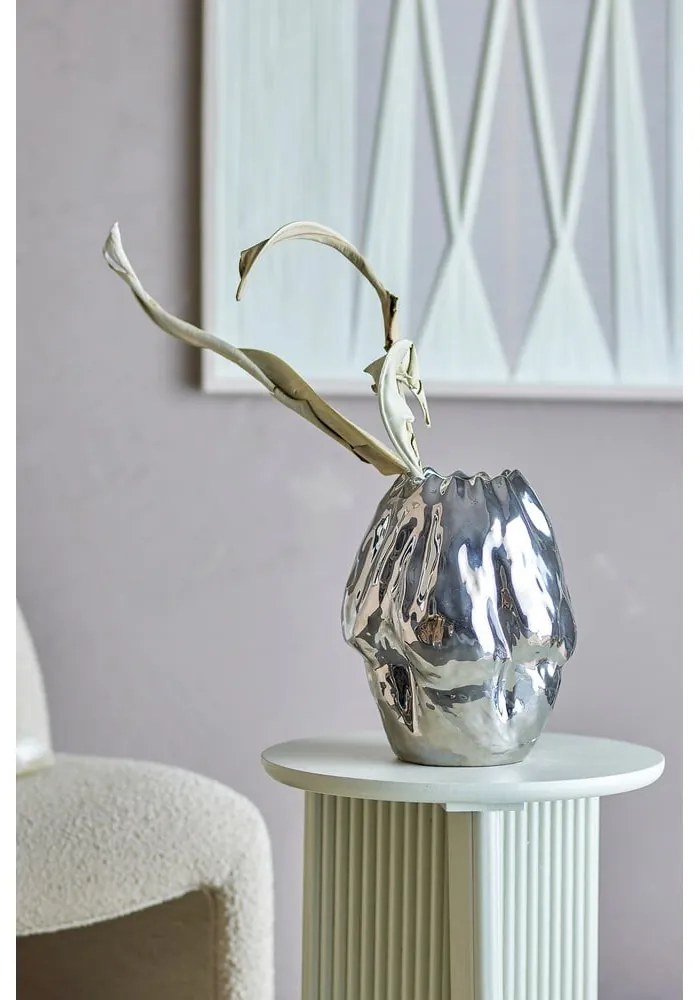 Глинена ваза в сребрист цвят (височина 29 cm) Bobby – Bloomingville