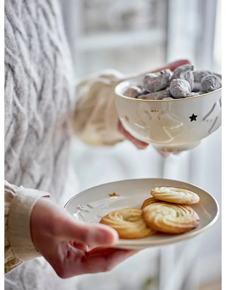 Бяла десертна глинена чиния с коледен мотив ø 16 cm Starry – Bloomingville