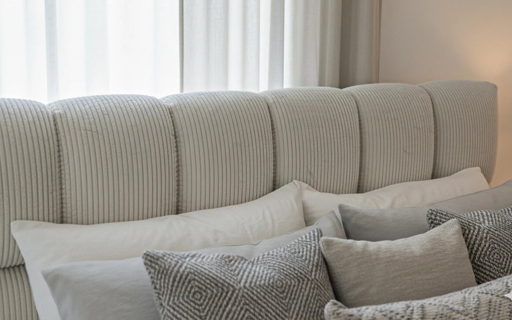 Тапицирана спалня за матрак 160/200 Фиорела Делукс